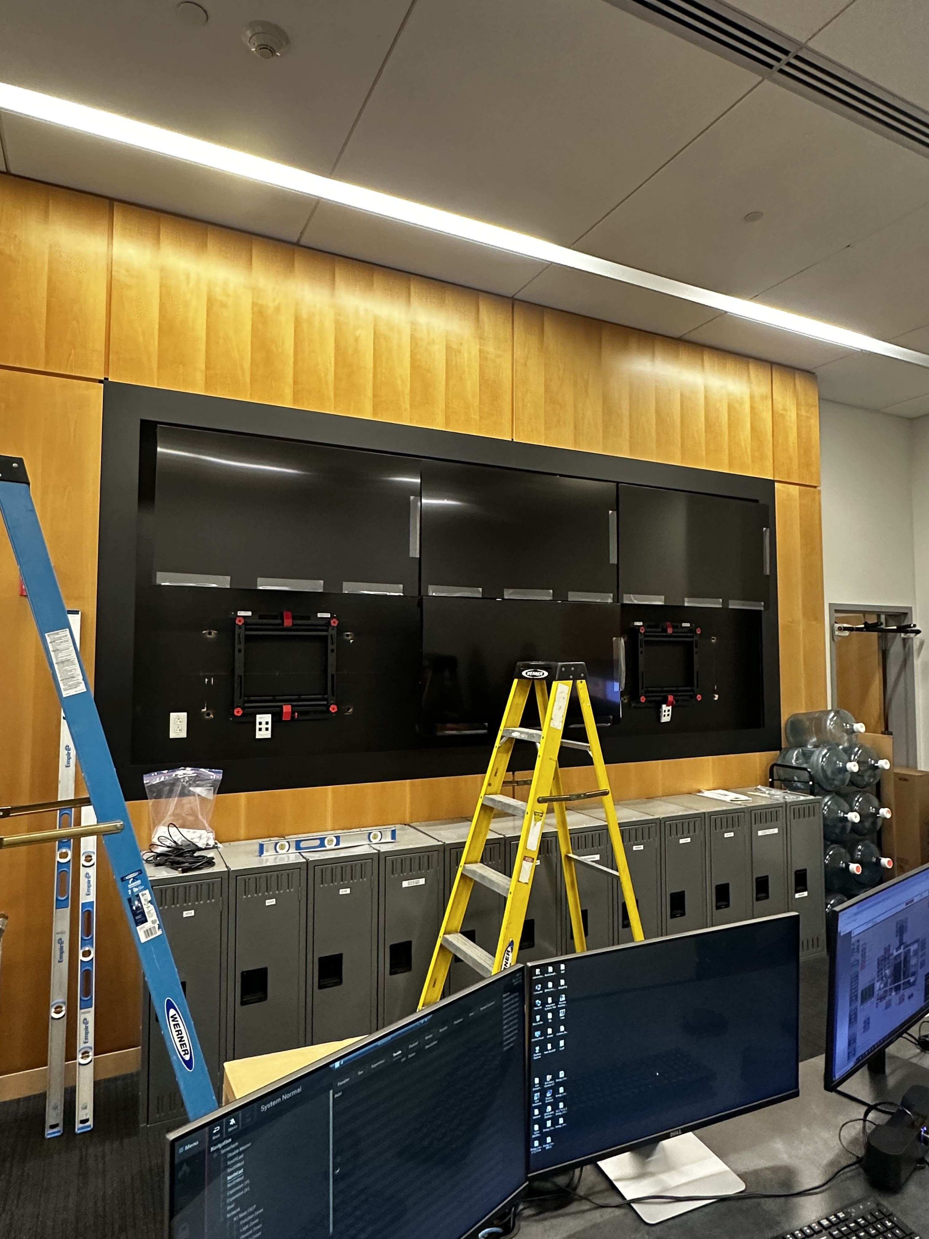 Commercial Server Room project photo 8
