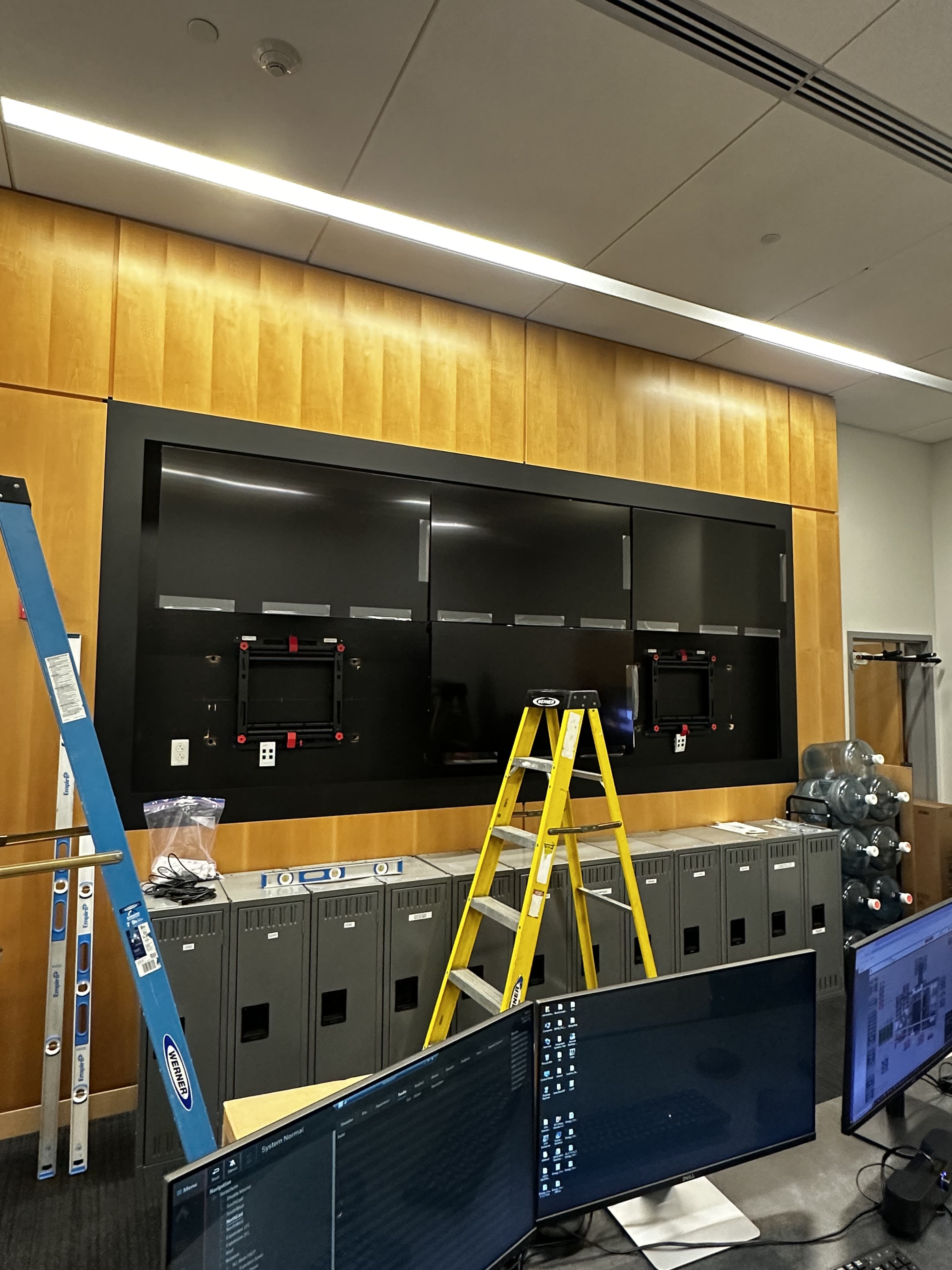 Commercial Server Room project photo 9